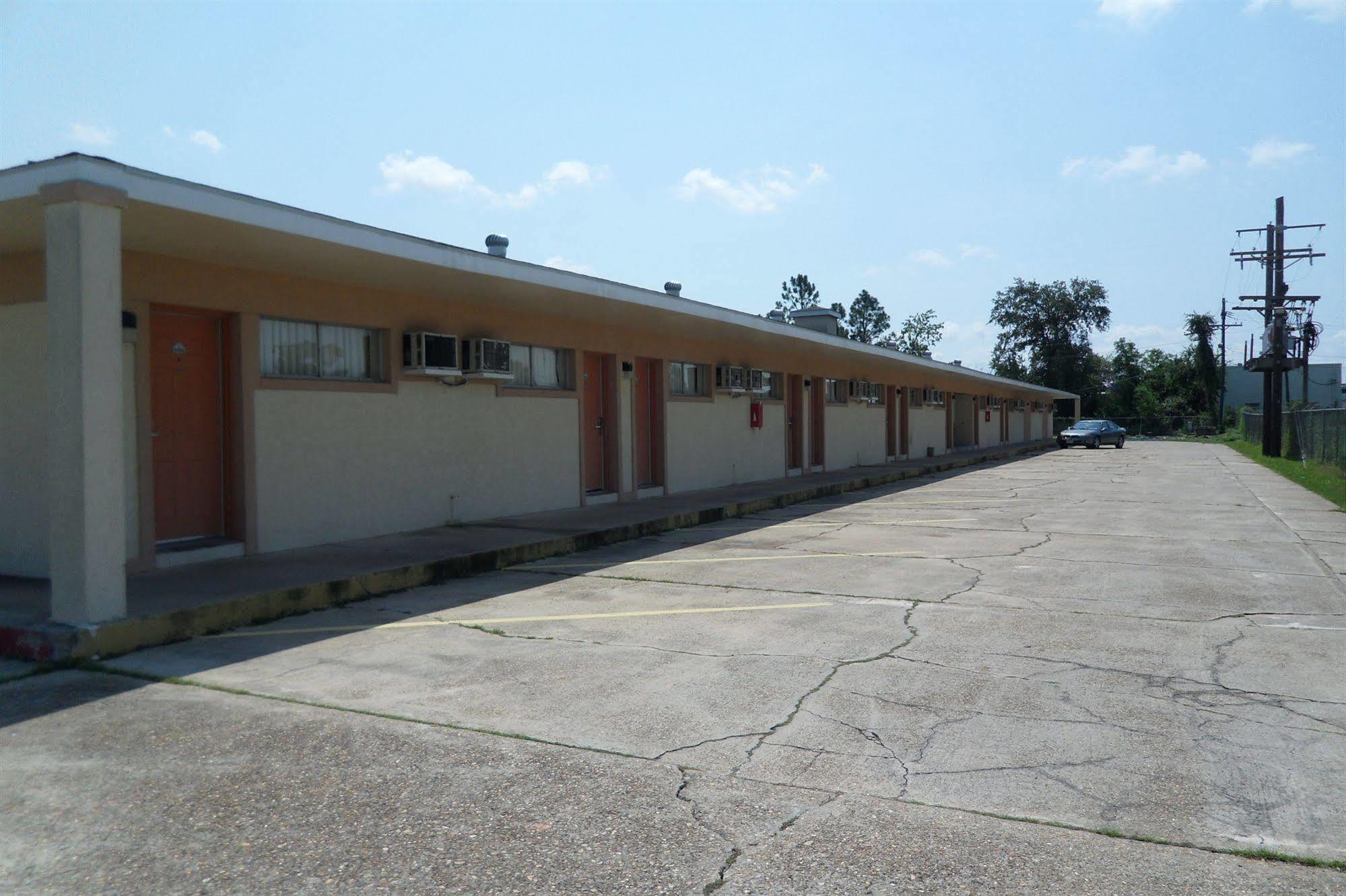 Deluxe Inn Motel Lake Charles Exteriér fotografie